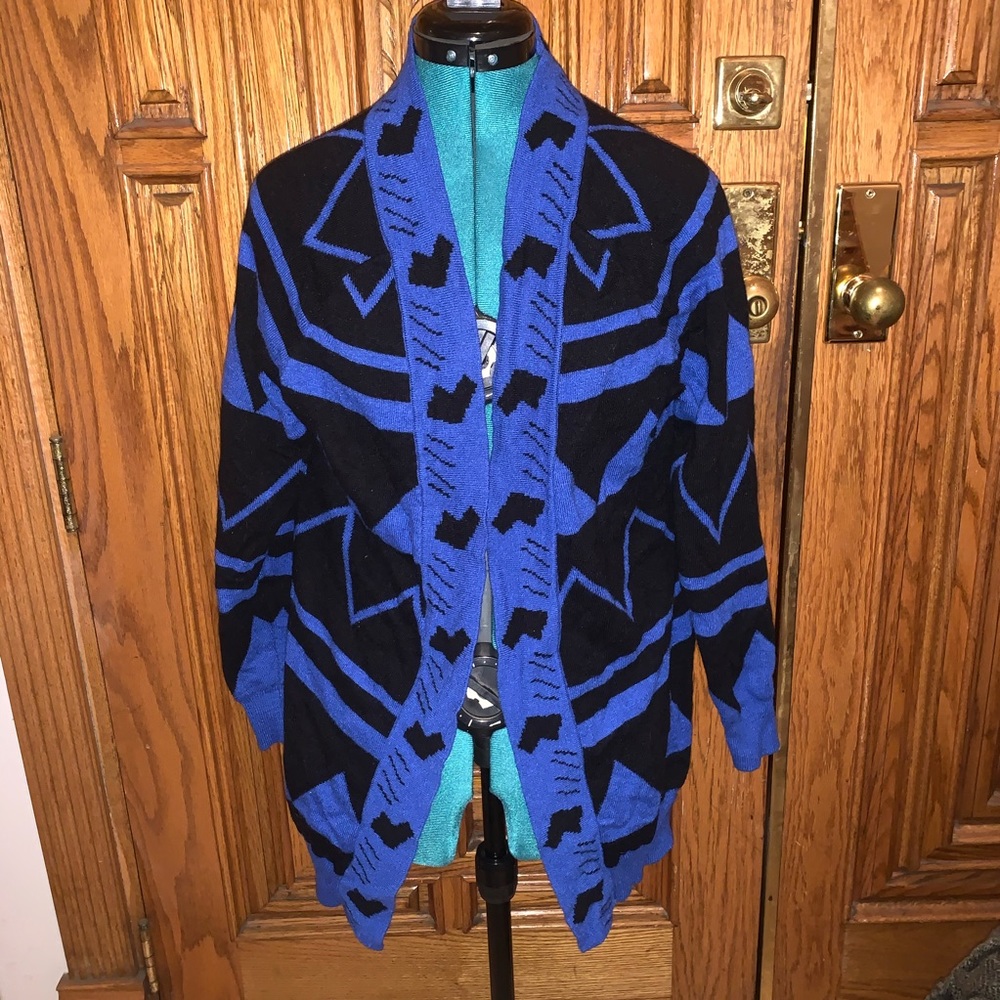 Millou tribal sweater size medium